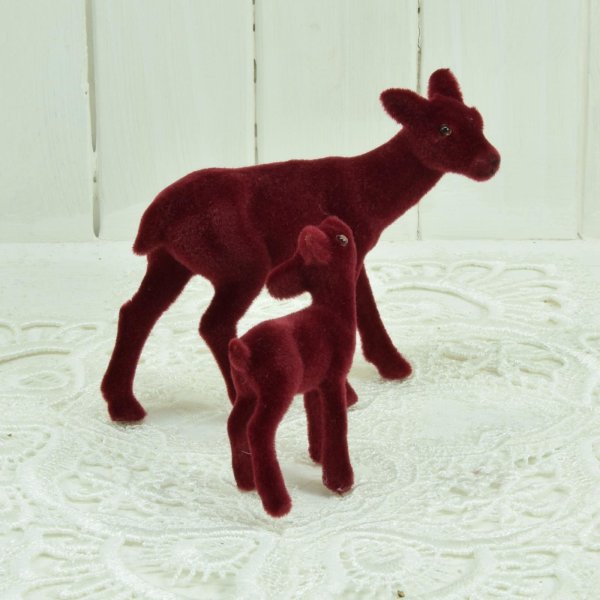 Figur Reh mit Kitz rot beflockt Weihnachtsdekoration Deko Rehe Bambi 8 cm